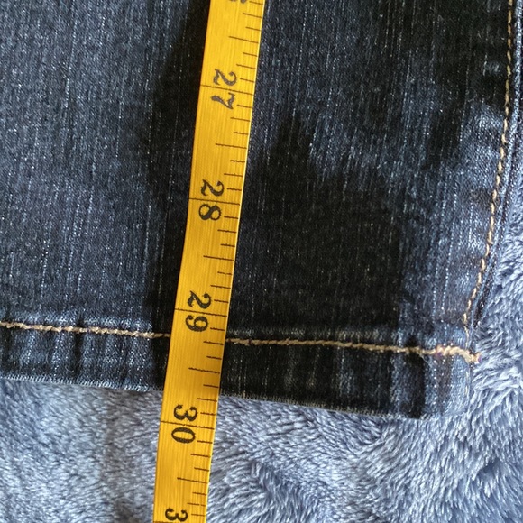 Not your daughter jeans “ lift and tuck tech” size 6p women - Picture 4 of 11
